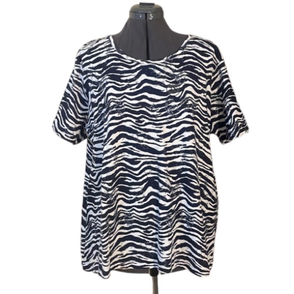 2/$25 NWOT Fresh Zebra Print T-Shirt Size 2X